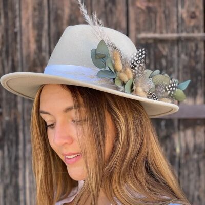 Hat band dried flowers green eucalyptus