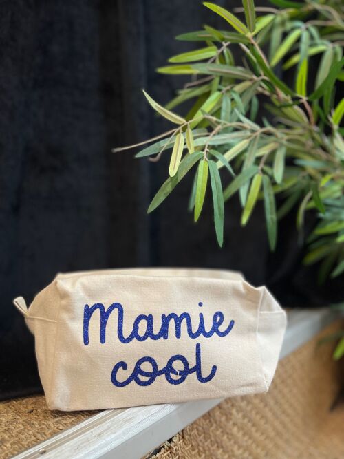 Trousse de toilette cube " Mamie cool"