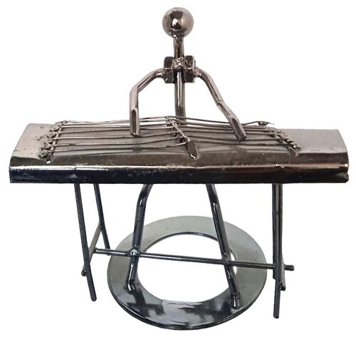 Metal industrial table decoration "PIANIST". Dimension: 8x15x15cm SP-393