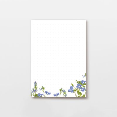 Bloc-notes 50 feuilles DIN A6 grille à points, illustration fleurs myosotis bleues, certifié PEFC