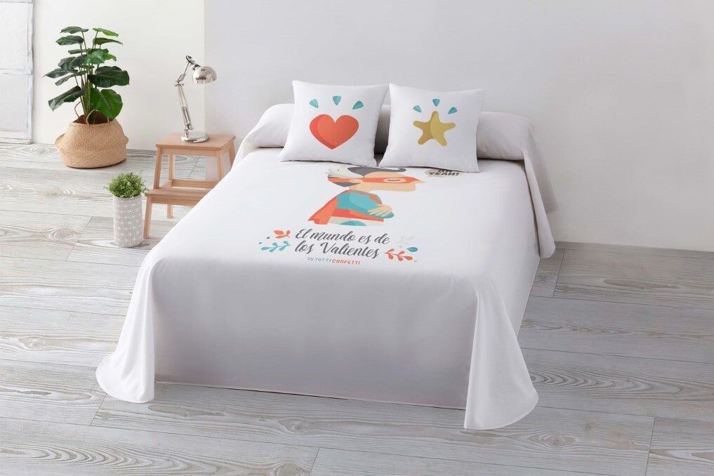 Piqué-Steppdecke Superheld Chico von Tutti Confetti