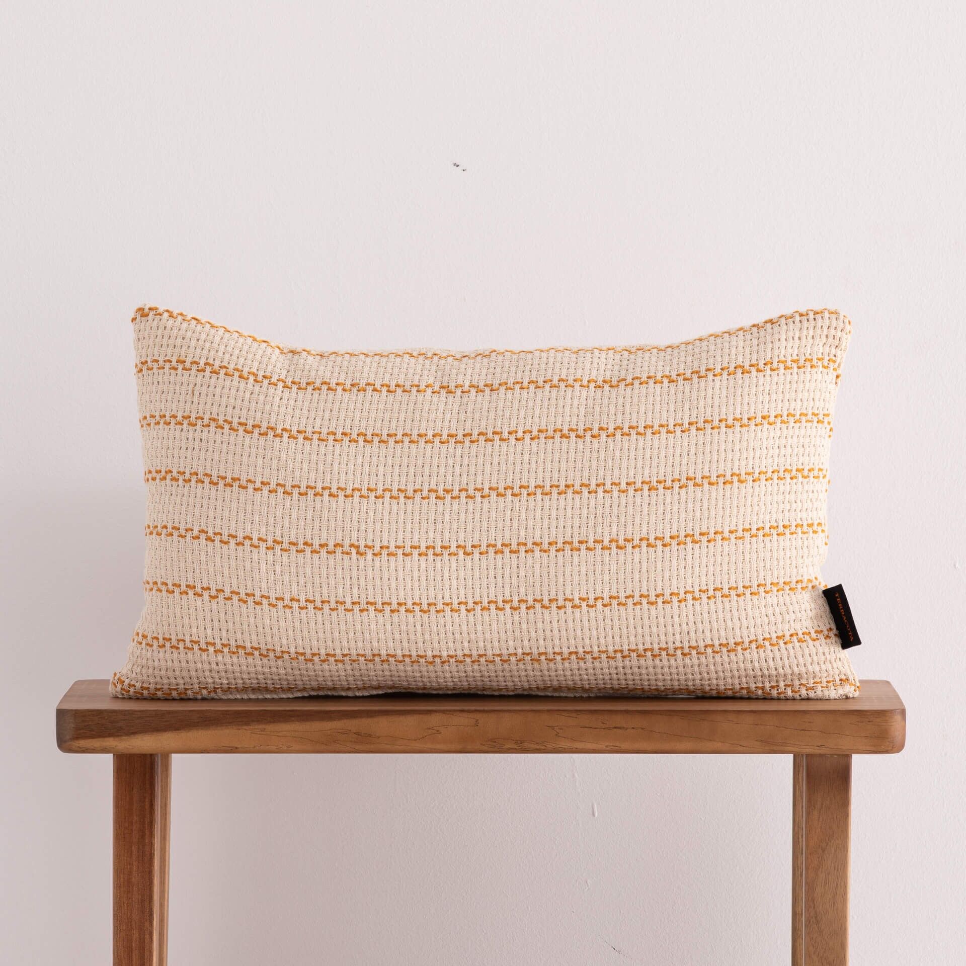 Funda de cojín jacquard 30x50 cm Agres Ocre