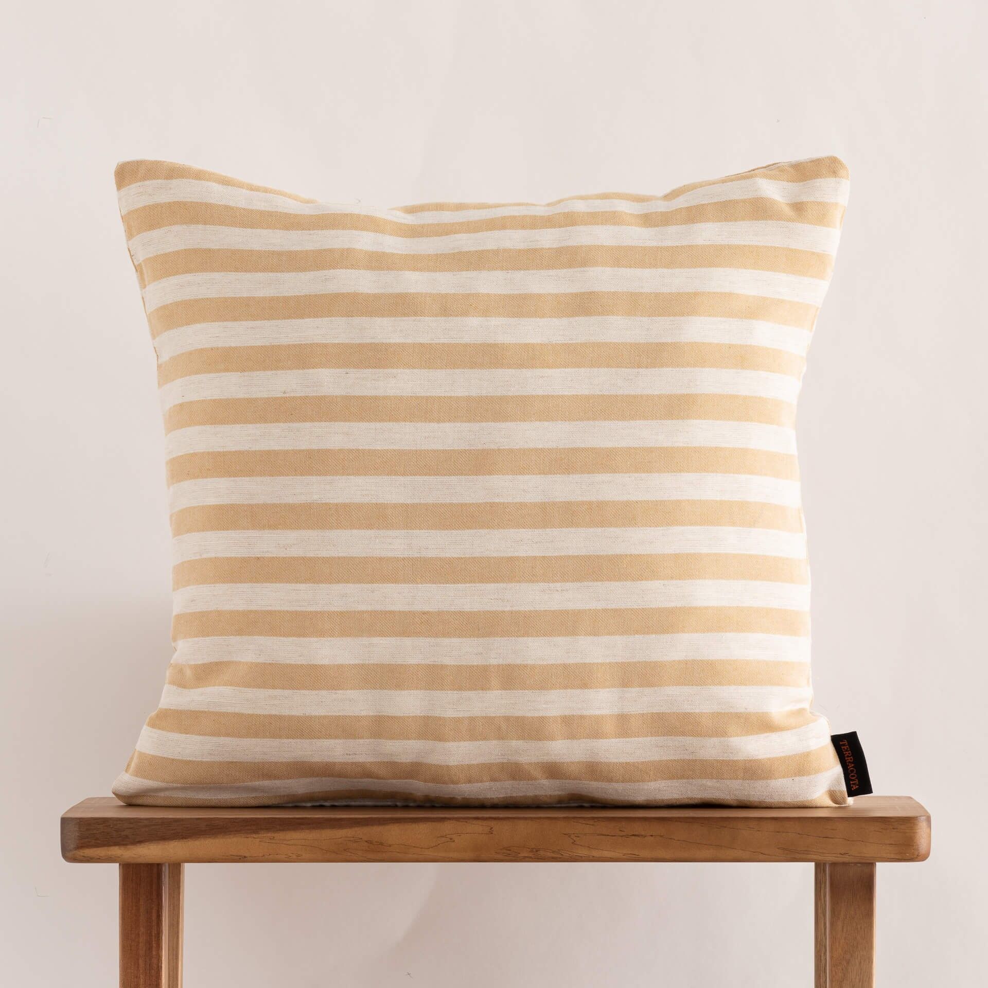 Funda de cojín jacquard 50x50 cm Jávea Grande Amber Gold