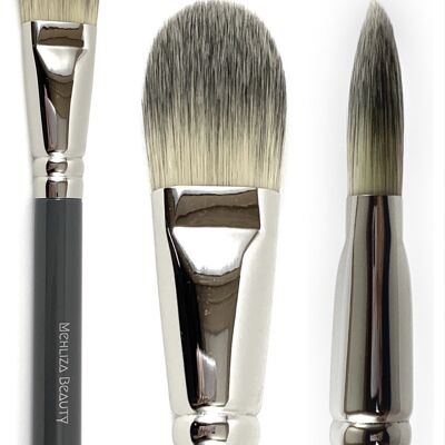 M08 Foundation Brush