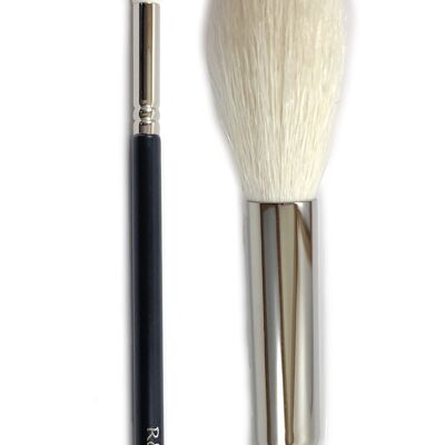 R&M 539 Flawless Highlighter brush
