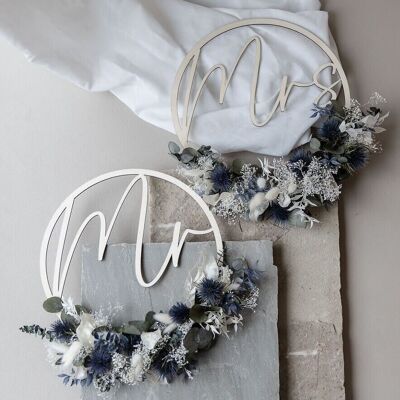 Couronne de fleurs séchées Mrs&Mr blanc bleu