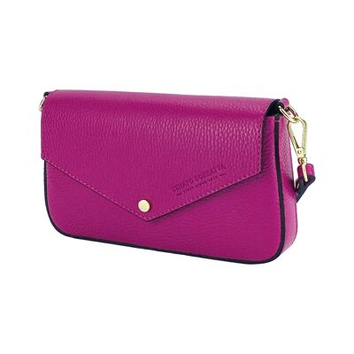 RB1023BE | Kleine Umhängetasche mit abnehmbarem Kettenschultergurt aus echtem Leder, hergestellt in Italien. Verschlussklappe. Metallaccessoires in glänzendem Gold – Farbe Fuxia – Maße: 22 x 12 x 3 cm