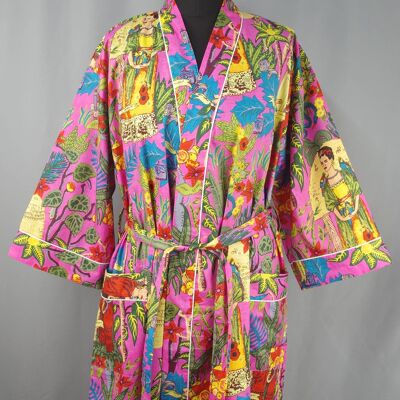 Langes Kimono-Kleid aus Baumwolle mit Frida-Kahlo-Print in Rosa