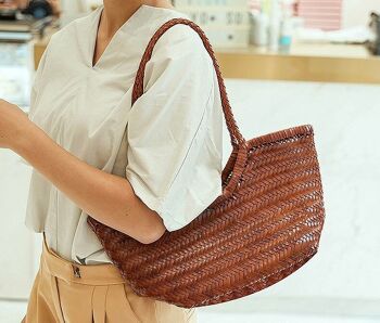 Sac fourre-tout Carmel en cuir vera intrecciata a mano 8