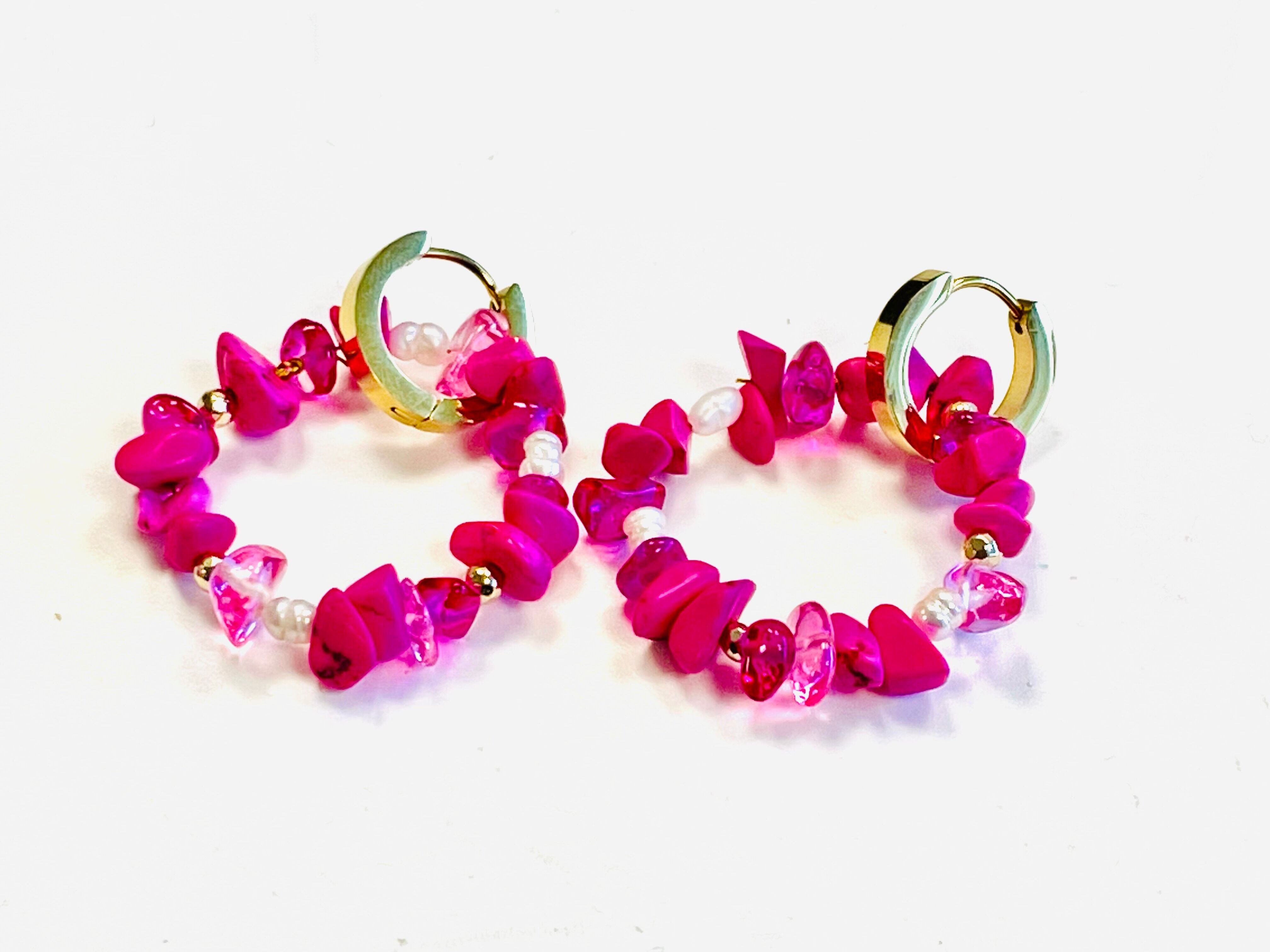 Orecchini pietra naturale rosa carminio perla d'acqua dolce