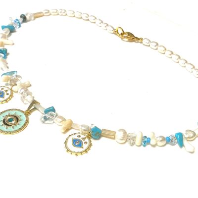 Collier perles, pierres précieuses et charms