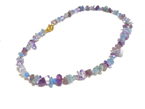 Necklace light blue/lilac with gemstone and crystal