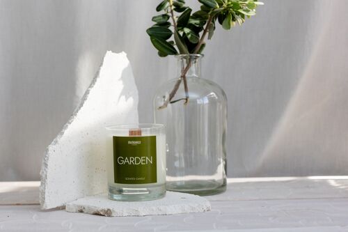 GARDEN SCENTED CANDLE