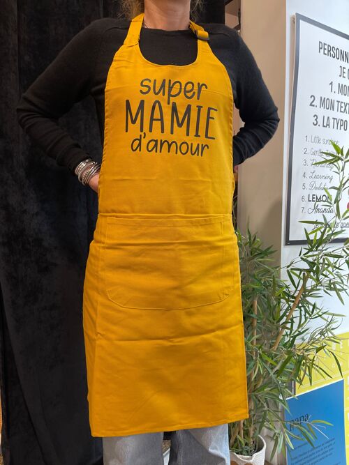 Tablier de cuisine XL moutarde " Super mamie d'amour"