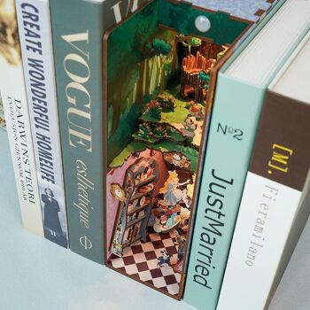 Book Nook, Alice au pays des Merveilles - Puzzle 3D 5