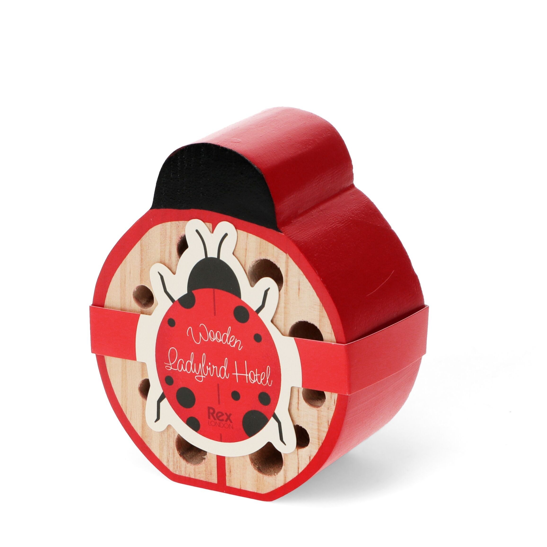 Hotel per coccinelle in legno