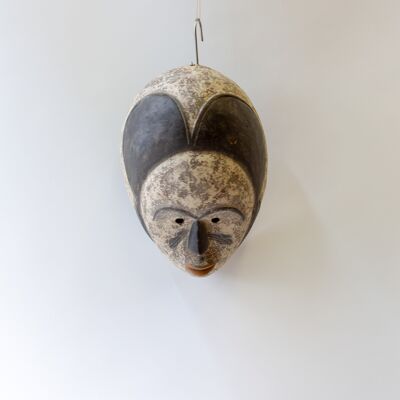Máscara africana de madera Benue