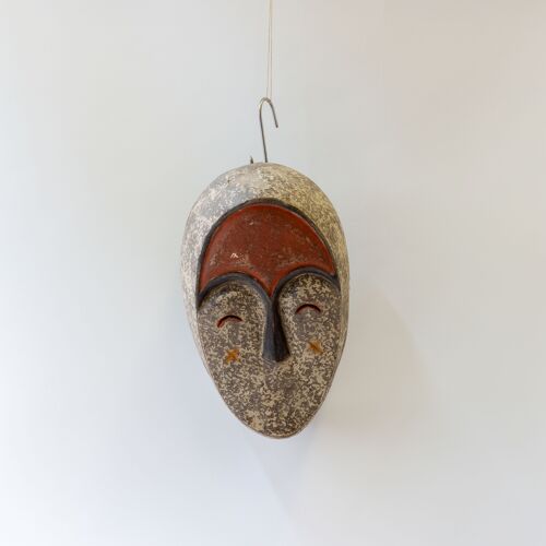 Máscara africana de madera Sanaga