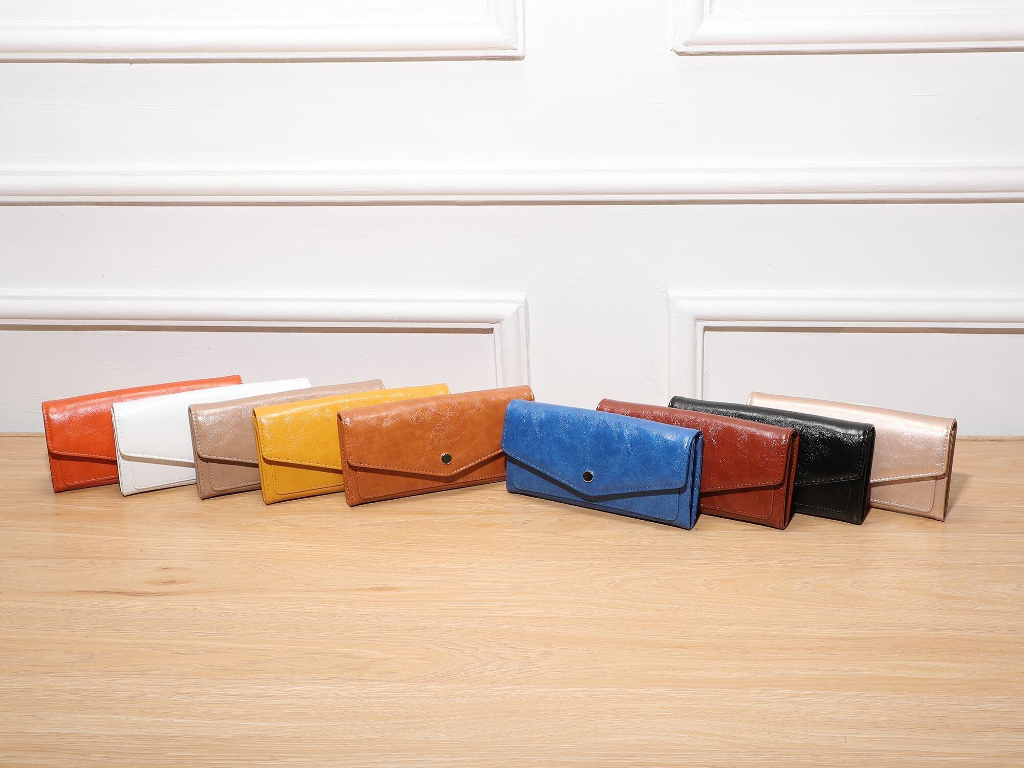Pu wallet, chic and practical
