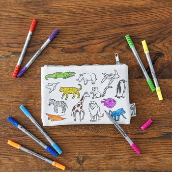 Trousse à crayons couleur dans la carte du monde, cadeau créatif pour enfants 4