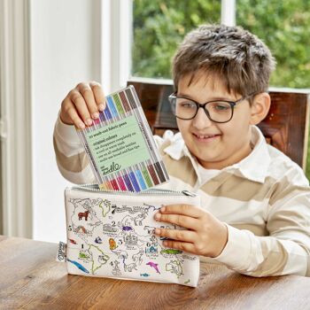 Trousse à crayons couleur dans la carte du monde, cadeau créatif pour enfants 3