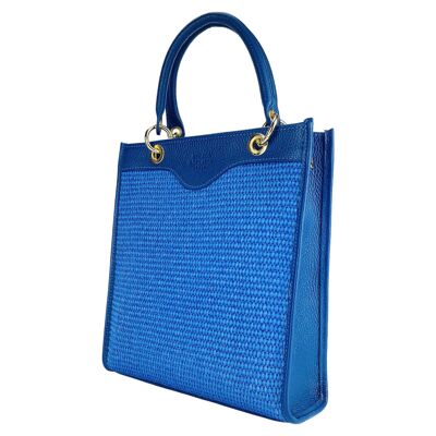RB1026CH | Vertical women's handbag in genuine leather and straw Made in Italy.   Removable and adjustable leather shoulder strap. Polished Gold Accessories - Royal Blue Color - Dimensions: 24 x 29 x 9 cm