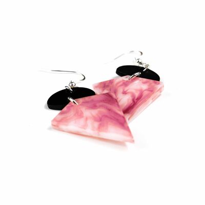 Pink and white marble earrings: Add a Touch of Passion and Energy to your Everyday Style