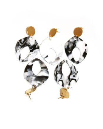 Boucles d'oreilles en marbre noir et blanc : Illuminez votre look avec l'élégance et l'éclat de l'or 6