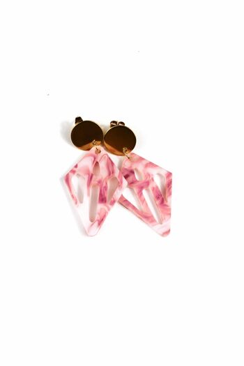 Boucles d'oreilles en marbre rose et blanc : Illuminez votre look avec l'élégance et l'éclat de l'or 1