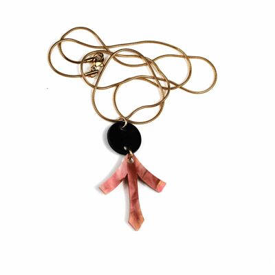 Schwarz-weiß-rosa Halskette: Verleihen Sie Ihrem Stil einen Hauch von Leidenschaft und Energie