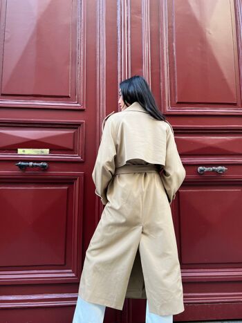 Long trench coat with belt 4