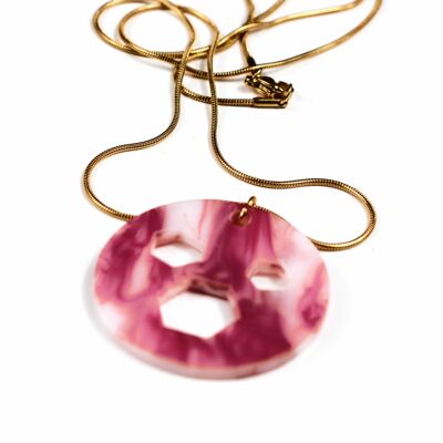 Collier rond en marbre rose et blanc : éblouissez avec l'éclat du soleil avec ce cerceau