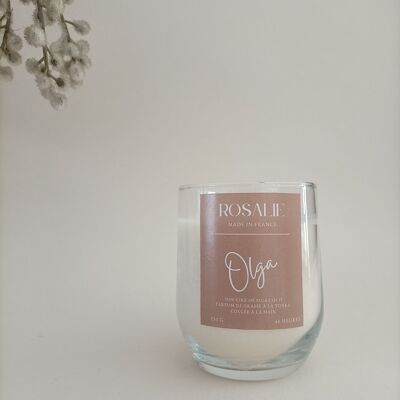 OLGA - Recycled glass candle with tonka rose