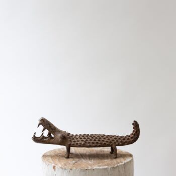 Figurine décorative crocodile en bronze 1