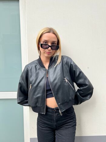 Cropped bomber with zip 5