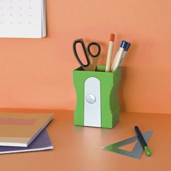 Pot à crayons- Pen holder-Pencil holder-Schreibutensilienbehäleter, Sharpener,vert 2