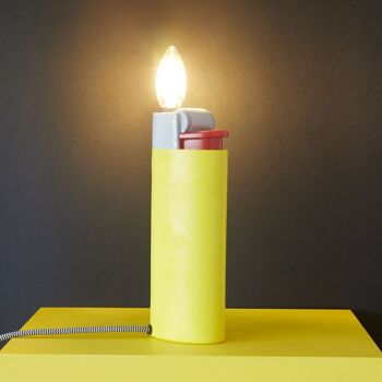 Lampe de table-Lampe de table-Lámpara de mesa-Tischleuchte Briquet, Briquet, jaune 2
