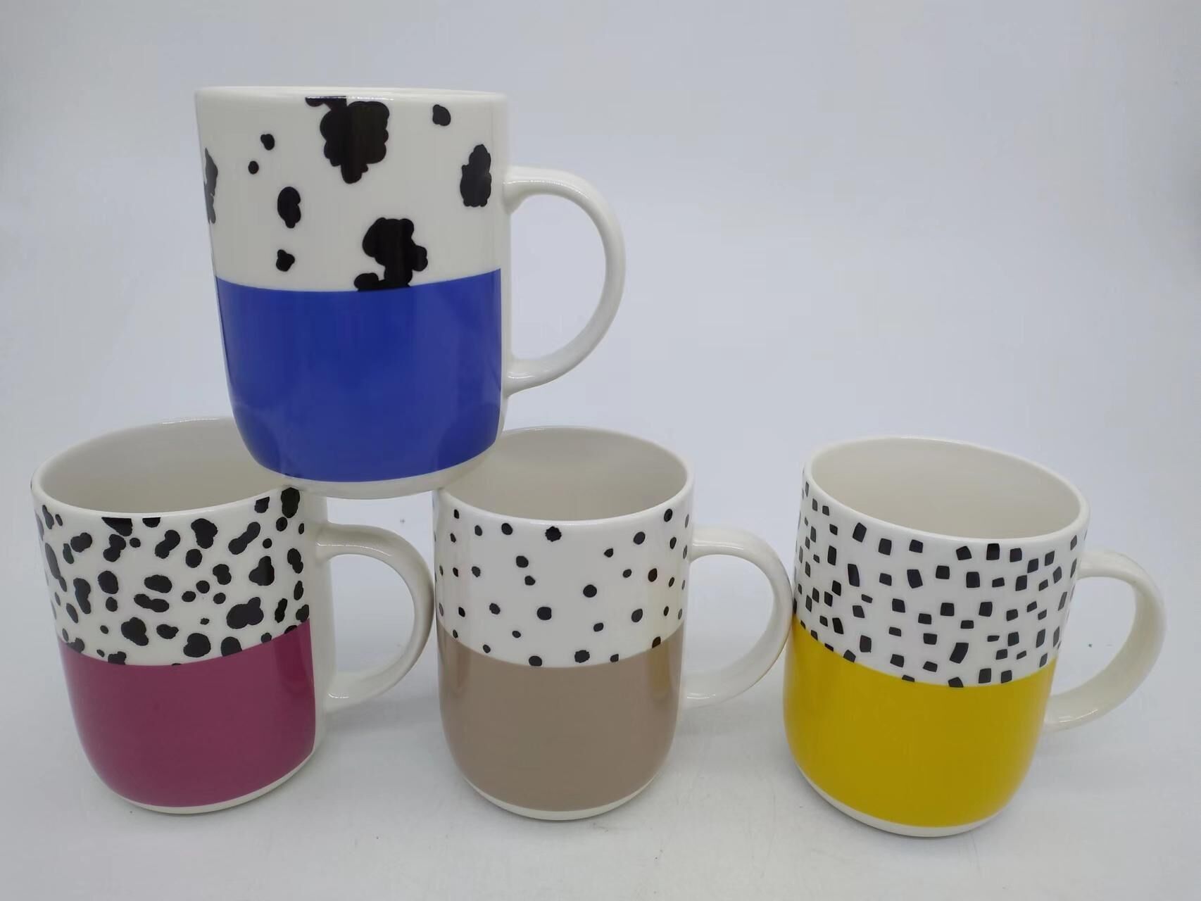MUG PORCELANA 11X8X10 380ML, ANIMAL 4 SURT. PC205110
