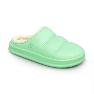 Vegan winter mule clog. Simson sock under mint
