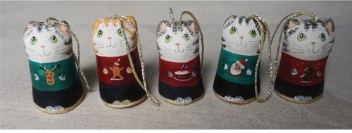 Merryfield Pottery - 5 Christmas Jumper Cat Decorations