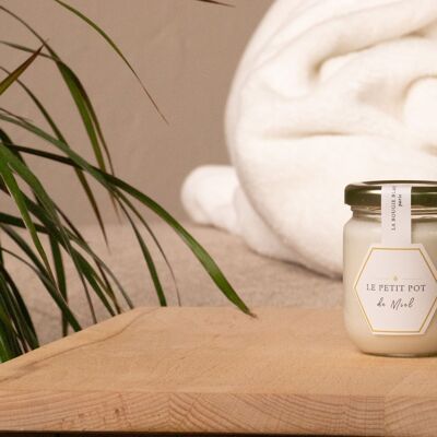 Honey scented candle “The little pot of honey”