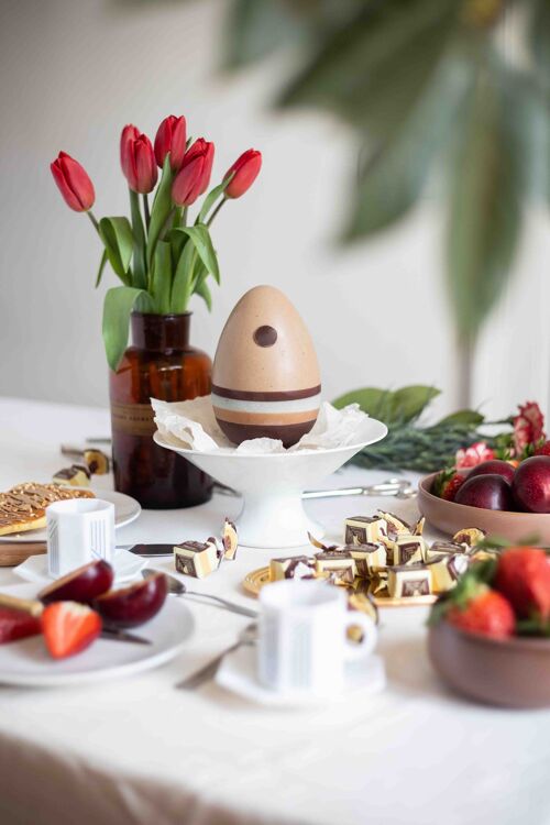 Oeuf de Pâques en chocolat décoré - Tiramisù