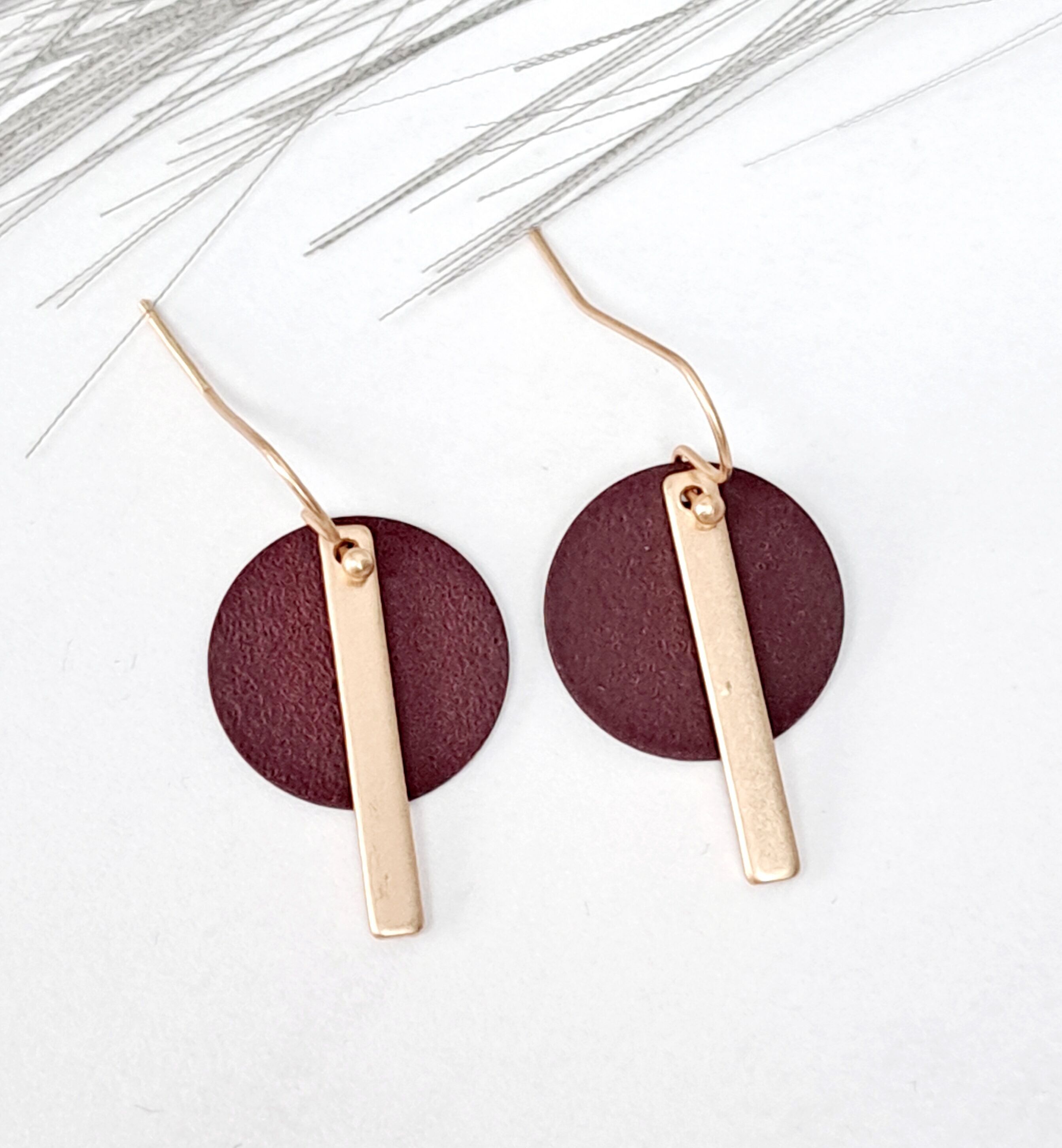 pendientes - Fun - oro mate - vino viejo