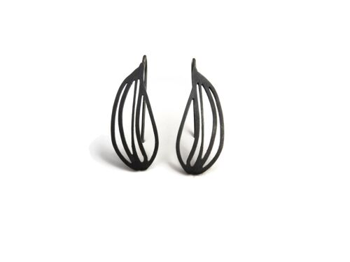 Botanical Design Dangle Earrings in Oxidized Silver