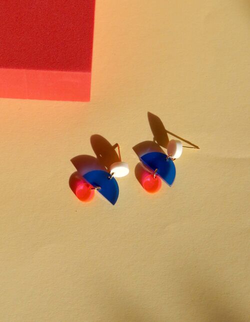 French Ohrringe mit Edelstahl Steckern in weiss blau neonpink