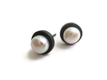 Boucles d'oreilles à tige en perles modernes 1
