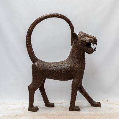 XL decorative figure Tiger Sukur in bronze