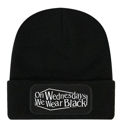 Il mercoledì indossiamo un berretto nero