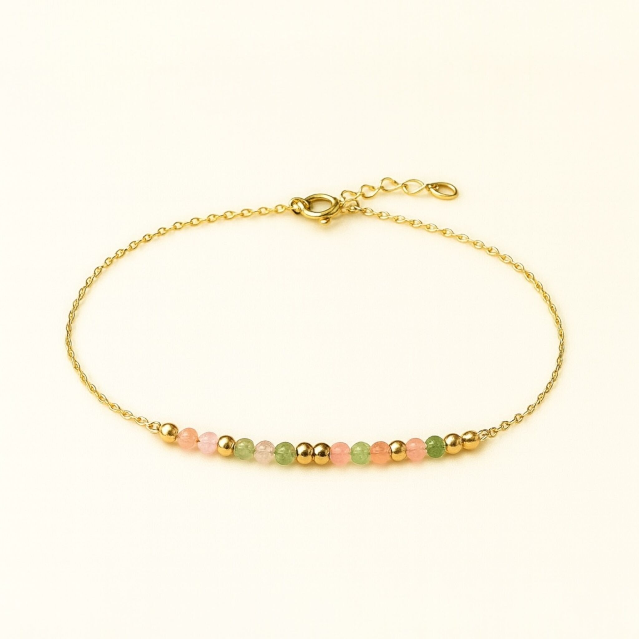 Goldenes Edelstahlarmband mit Turmalinperlen