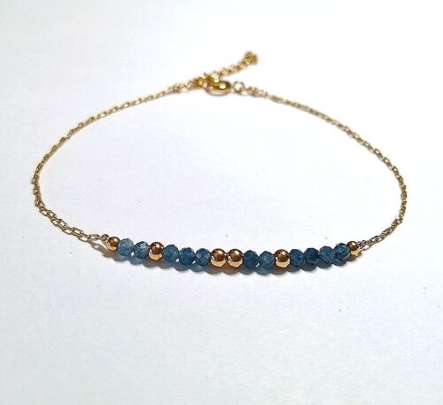 Bracelet en Acier Inoxydable Doré avec Perles d'Agate Teintée Bleu Saphir